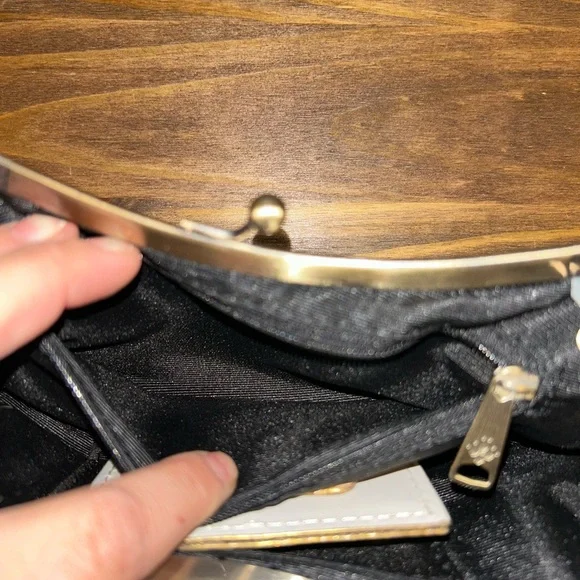 Patricia Nash white and metallic cowhide clutch - Picture 8 of 8